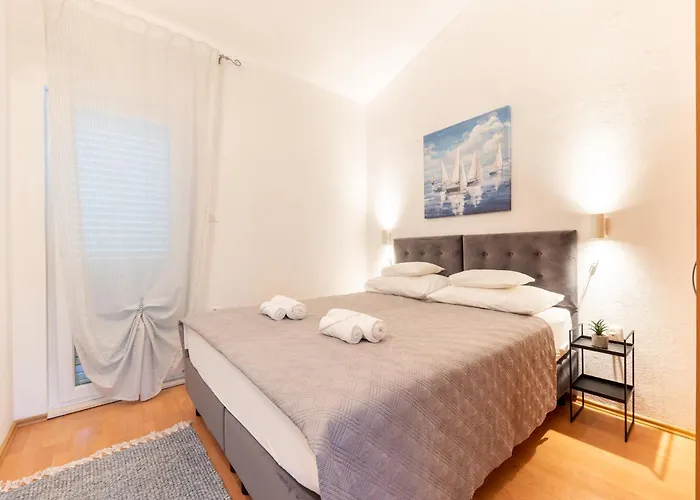 度假居 House Edvard Plano