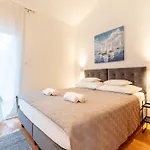 House Edvard Plano