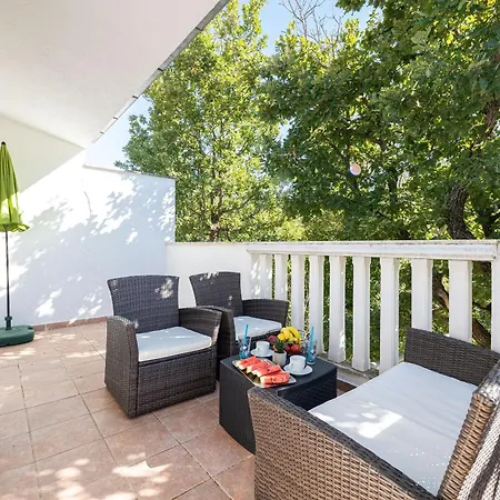 House Edvard Ferienhaus Plano