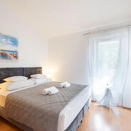 House Edvard Holiday home