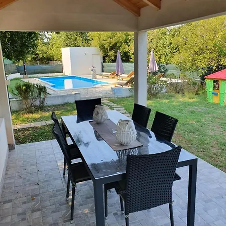 House Edvard Ferienhaus