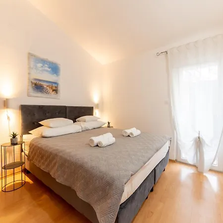 House Edvard * Plano