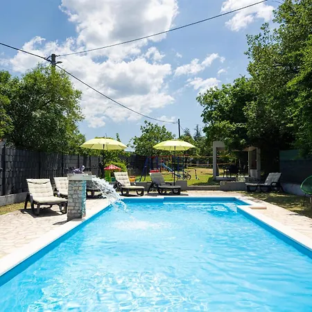 Holiday home House Edvard Plano
