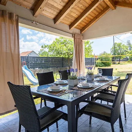 Holiday home House Edvard *