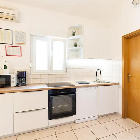 Holiday home House Edvard *