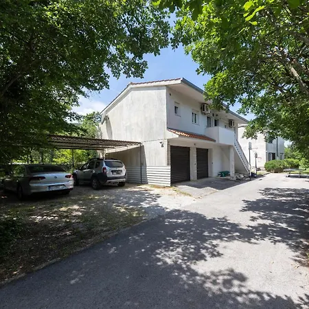 Holiday home House Edvard Plano